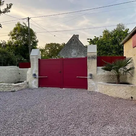 Le Clos De *