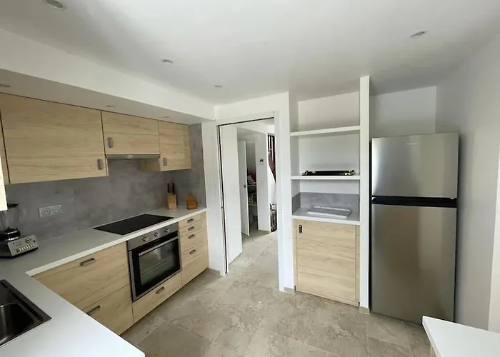 Le Clos De Holiday home *